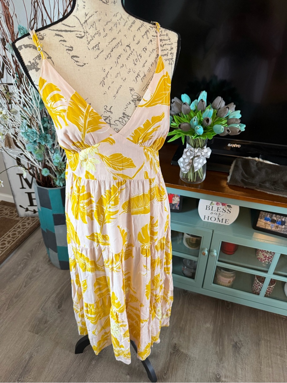 wild fable Pink and Yellow Leaf-Print Maxi Dress Size Large